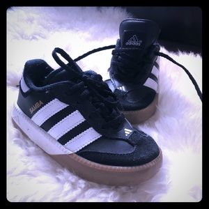 Adidas samba kids size 7